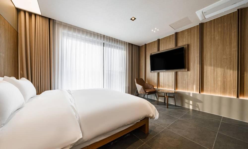 Anseong Nomad Hotel Екстериор снимка