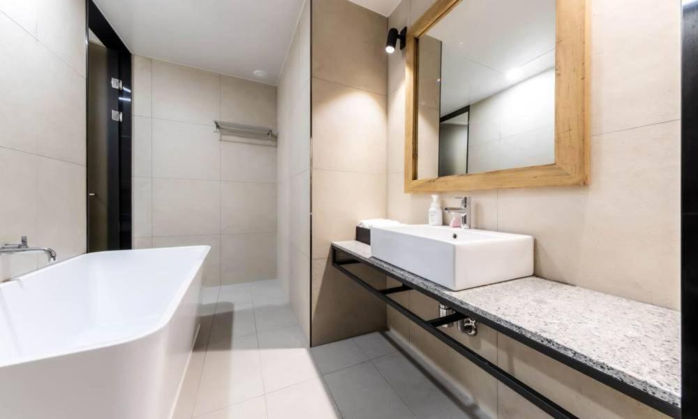 Anseong Nomad Hotel Екстериор снимка